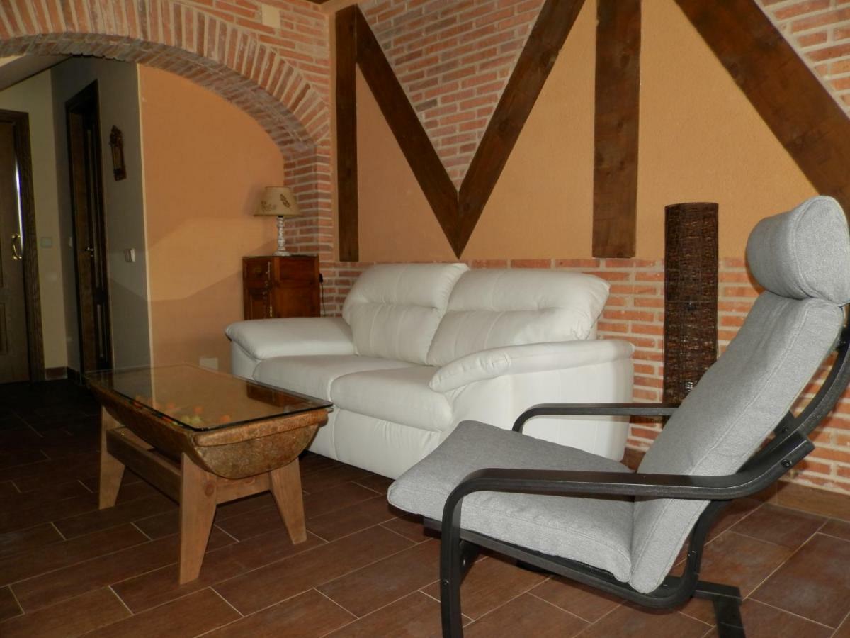 Corral Del Duque Villa San Cristobal de Segovia Luaran gambar