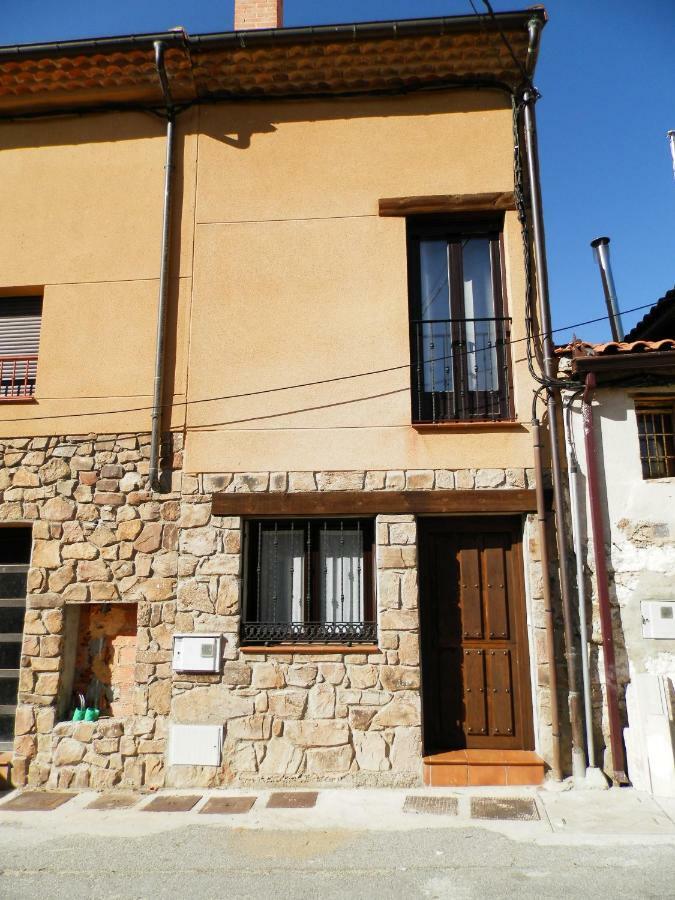 Corral Del Duque Villa San Cristobal de Segovia Luaran gambar